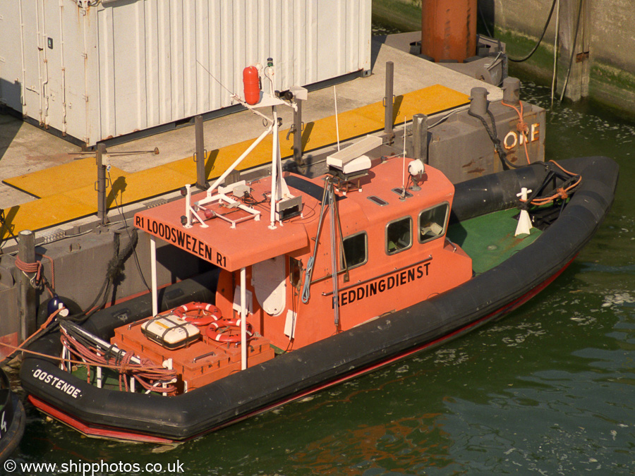 Photograph of the vessel  Reddingsboot 1 pictured at Zeebrugge on 7th May 2003