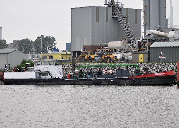 Photograph of the vessel  Reggeplus pictured on the Hartelkanaal, Rotterdam on 26th June 2011