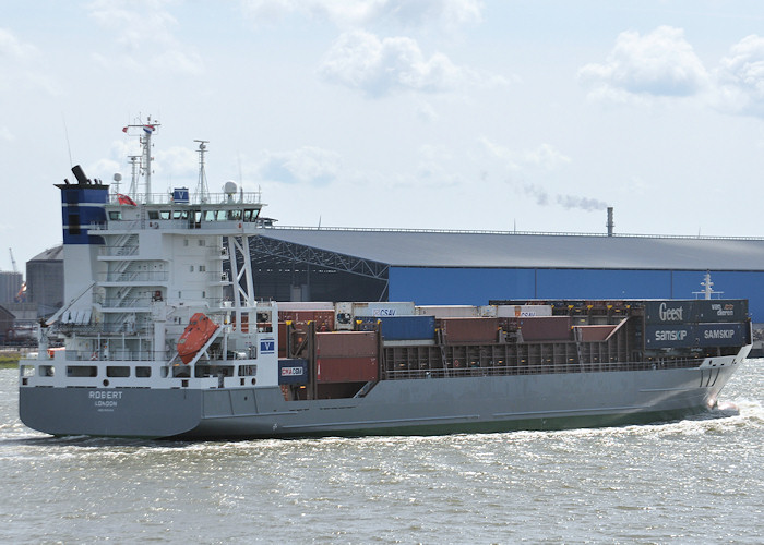 Photograph of the vessel  Robert pictured passing Vlaardingen on 24th June 2011