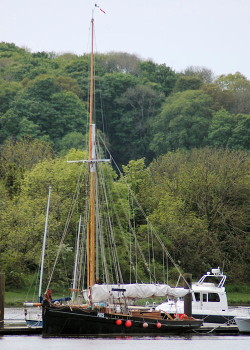 Photograph of the vessel fv Rosa and Ada pictured in Kirkcudbright on 25th May 2009