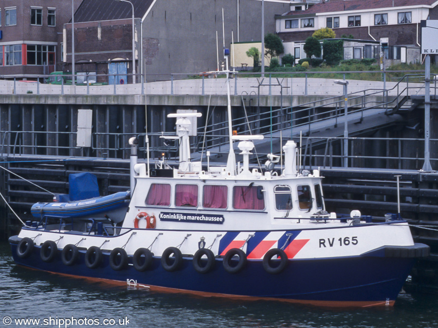 Photograph of the vessel  RV165 pictured on the Noordzeekanaal at Ijmuiden on 16th June 2002