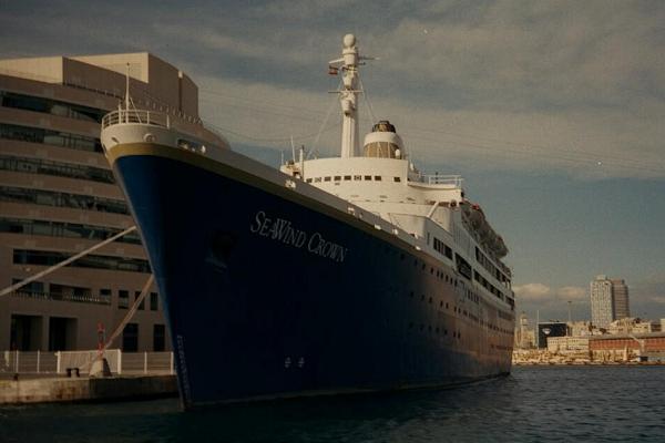 Photograph of the vessel  Seawind Crown pictured laid up in Barcelona on 18th March 2001