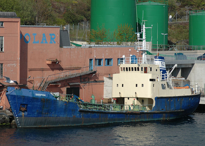 Photograph of the vessel  Siddisen pictured at Stavanger on 12th May 2005