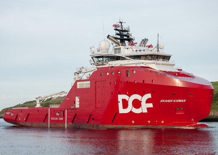 Photograph of the vessel  Skandi Iceman pictured arriving at Aberdeen on 8th June 2014