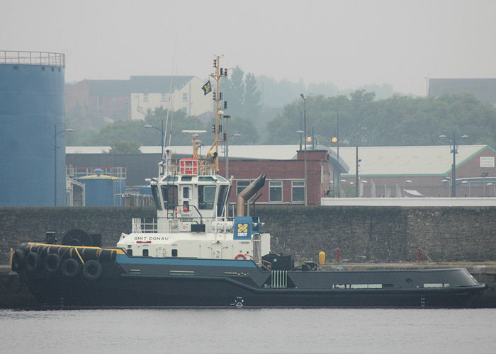 Photograph of the vessel  Smit Donau pictured in Liverpool Docks on 27th June 2009
