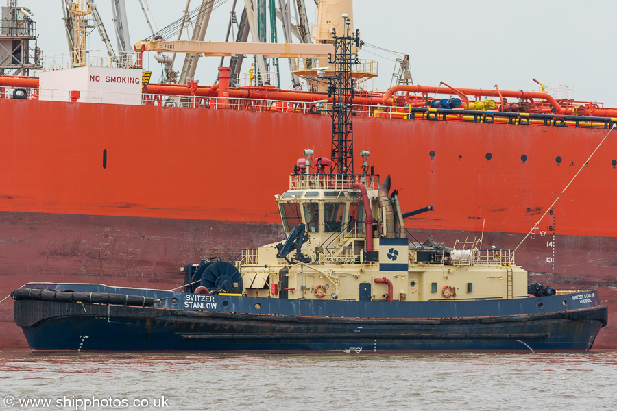 Svitzer Stanlow pictured at Tranmere Oli Terminal on 3rd August 2019