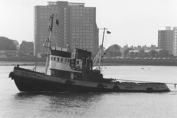 Photograph of the vessel  Towing Wizard pictured departing Portsmouth Harbour on 21st September 1991