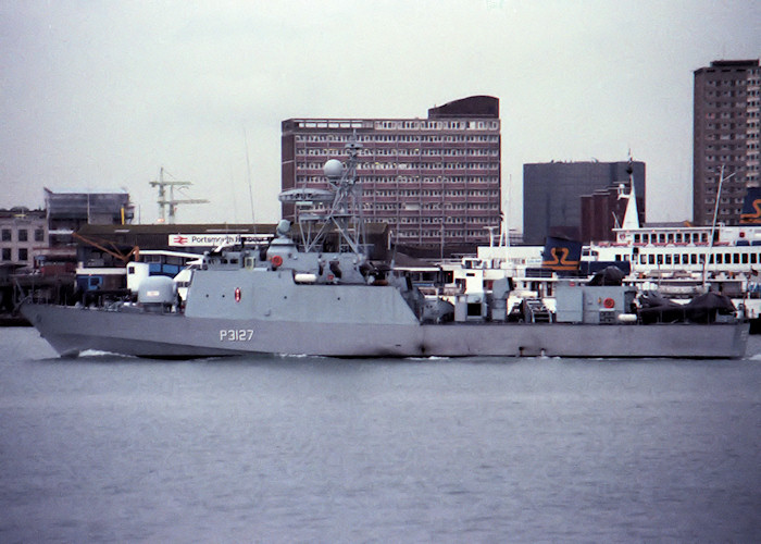 KNS Umoja pictured entering Portsmouth Harbour on 18th December 1987
