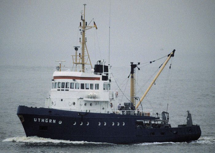 rv Uthörn pictured on the River Elbe on 27th May 1998