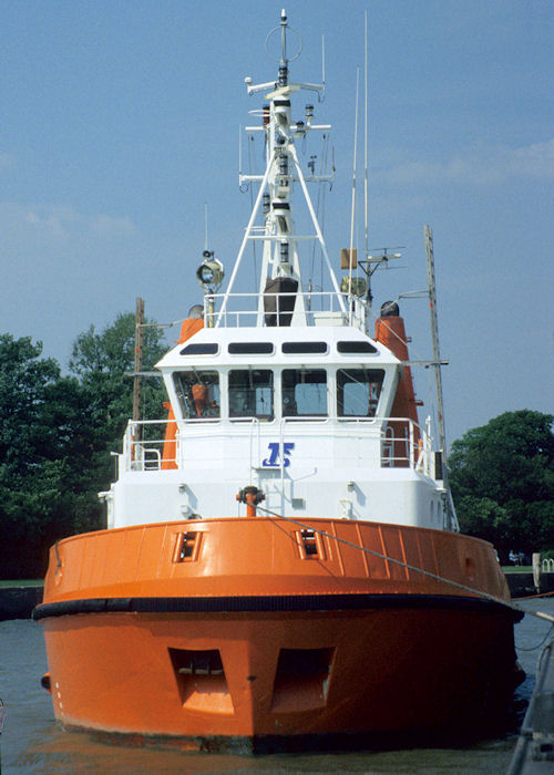  Wal pictured at Bremerhaven on 6th June 1997
