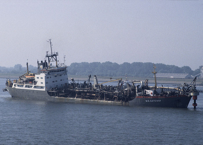  W.D. Gateway pictured at Cuxhaven on 21st August 1995