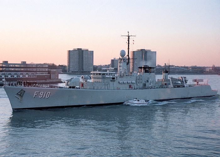 Photograph of the vessel BNS Wielingen pictured departing Portsmouth Harbour on 30th October 1988