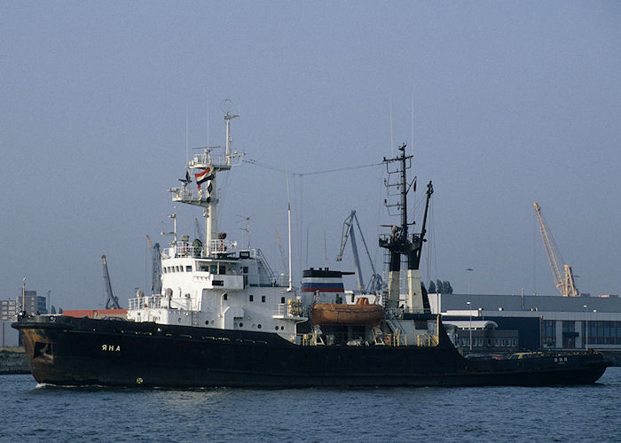Photograph of the vessel  Yana pictured on the Nieuwe Maas at Rotterdam on 27th September 1992